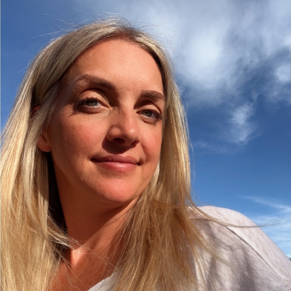 Meet your Posher, Courtney